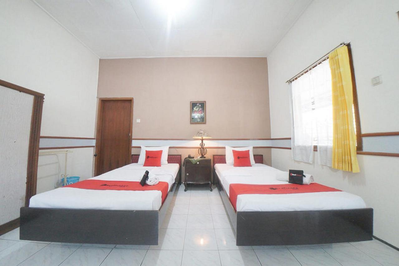 Reddoorz Near Balai Kota Malang Hotel Eksteriør billede