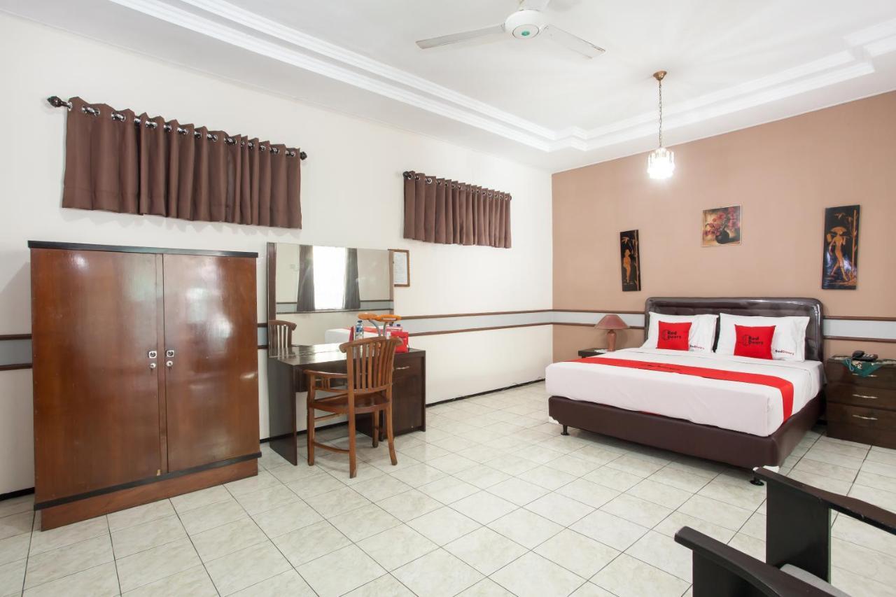Reddoorz Near Balai Kota Malang Hotel Eksteriør billede