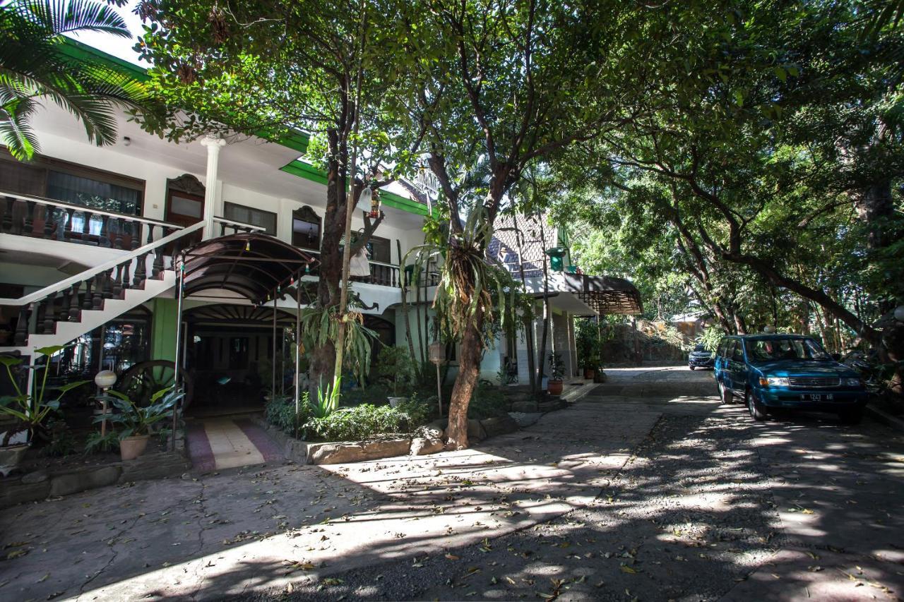 Reddoorz Near Balai Kota Malang Hotel Eksteriør billede