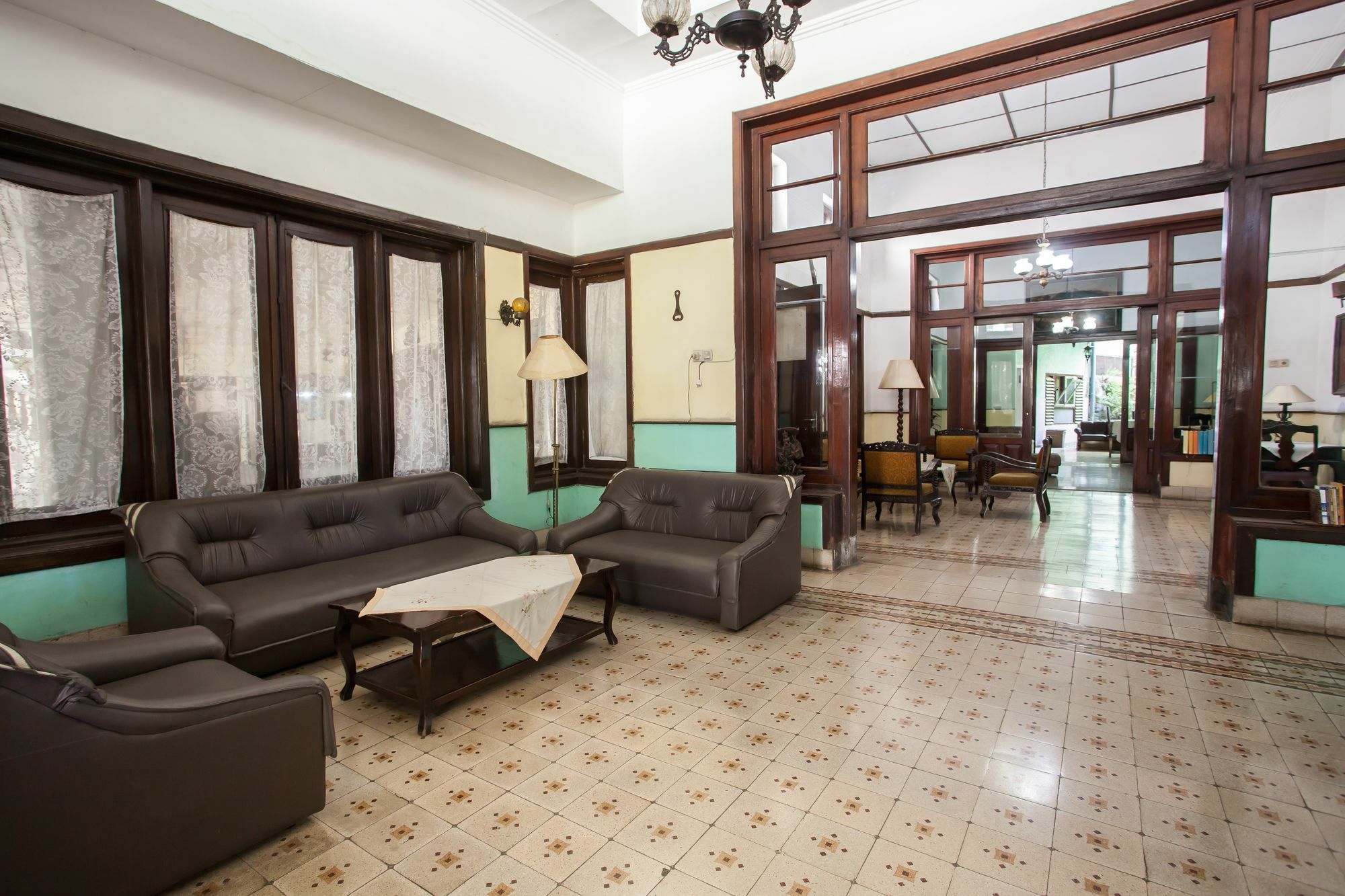 Reddoorz Near Balai Kota Malang Hotel Eksteriør billede